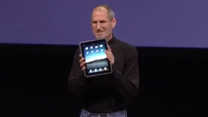 Steve Jobs auf der iPad Präsentation am 27. Januar 2010