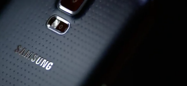 Samsung Galaxy S5 (Bild: YouTube Screenshot/Samsung Mobile)
