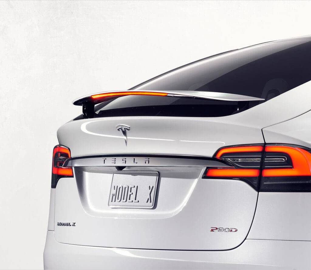 Tesla Model X Heck Design