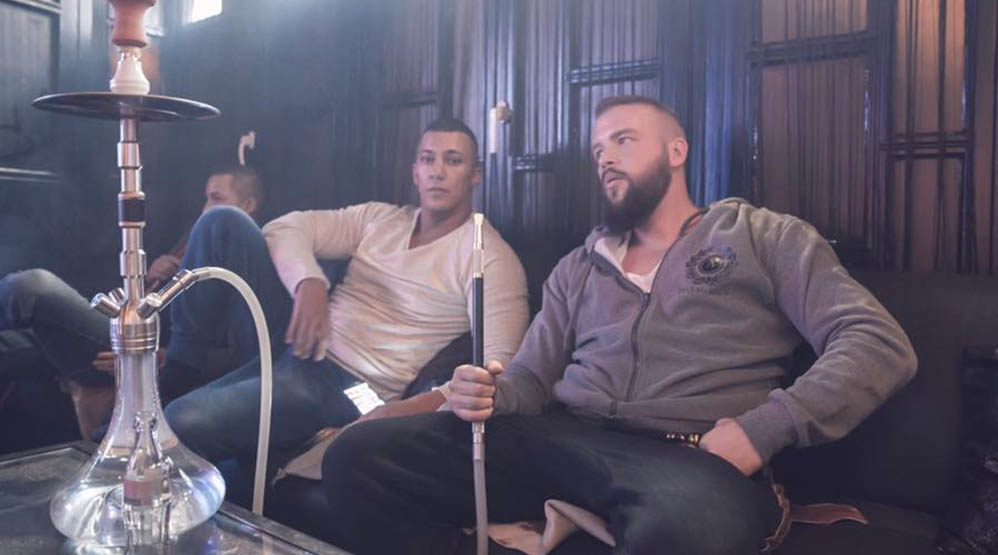 Kollegah und Farid Bang in der Shisha Bar