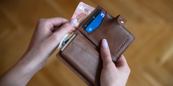 Photo no money in wallet state