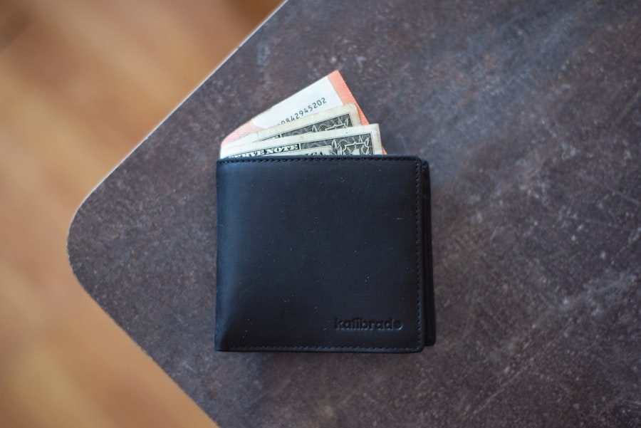 Photo no money in wallet state
